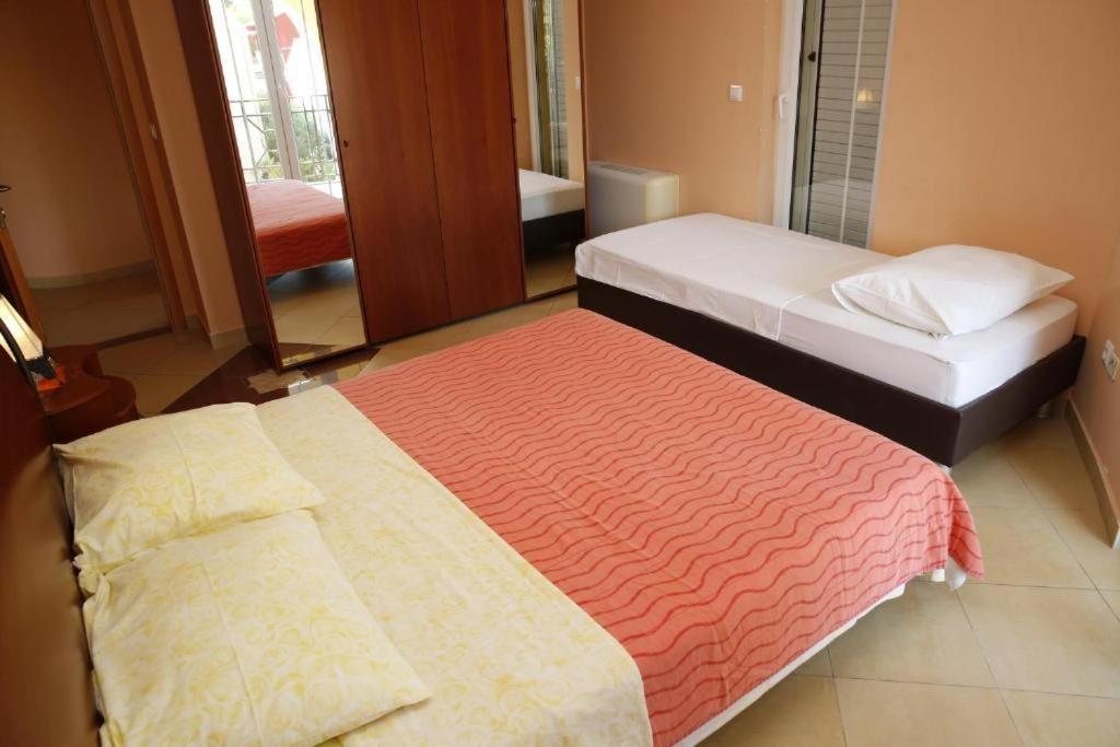 Hotel Vila Nara Vodice Exterior foto